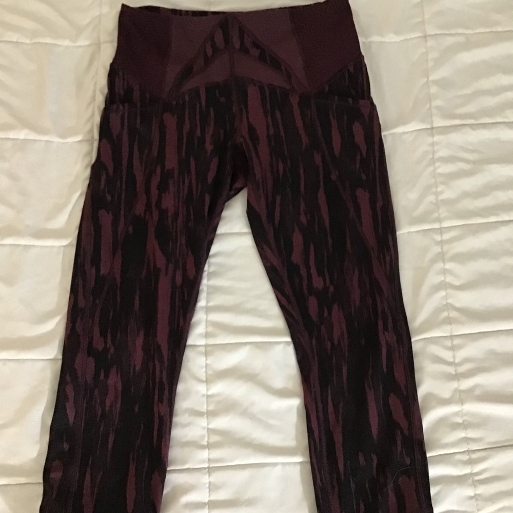 Lululemon High Waist Pockets Sz 6